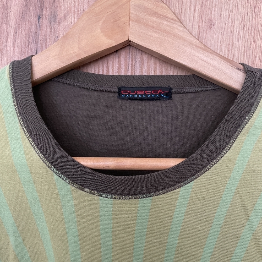 ✨ {Onsale 2027} Custo Barcelona Green and Black Long Sleeve Tee - Picture 4 of 7
